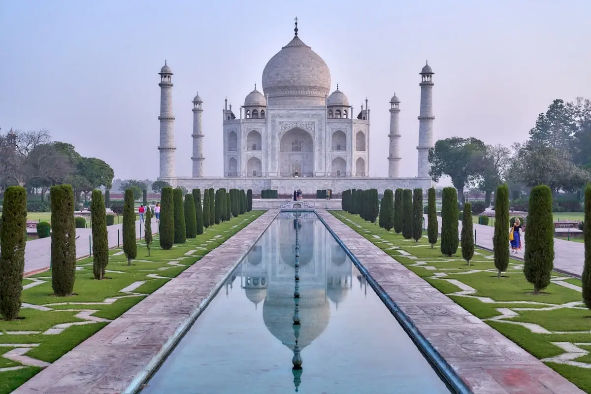Taj Mahal heritage tour